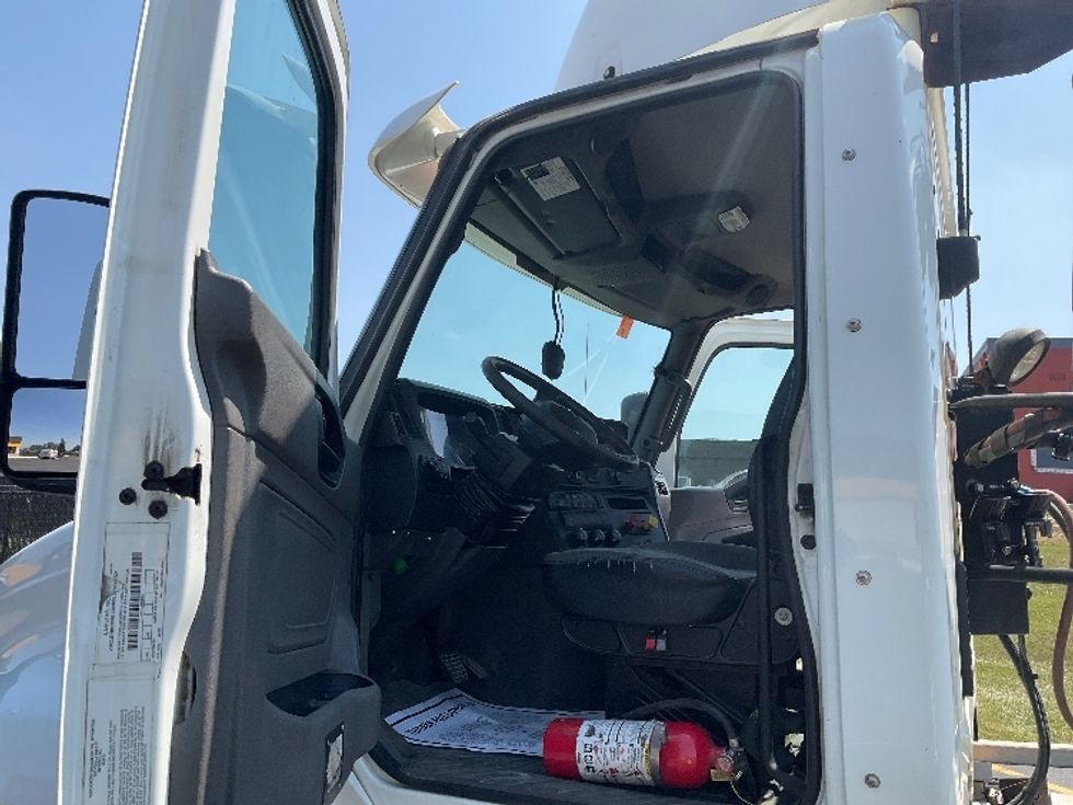 Day Cab Tractor-Heavy Duty Tractors-International-2019-LT625-Akron-OH-381,274\n\t\tmiles-$ 27,250 - Image 7
