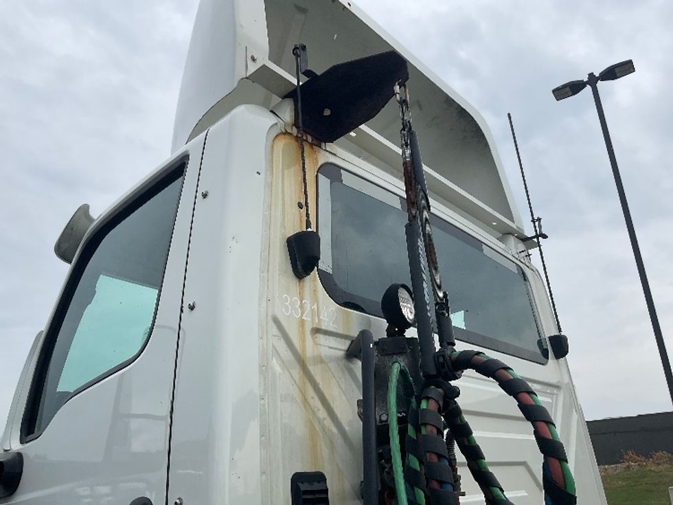 Day Cab Tractor-Heavy Duty Tractors-International-2019-LT625-Akron-OH-425,815\n\t\tmiles-$ 23,500 - Image 17