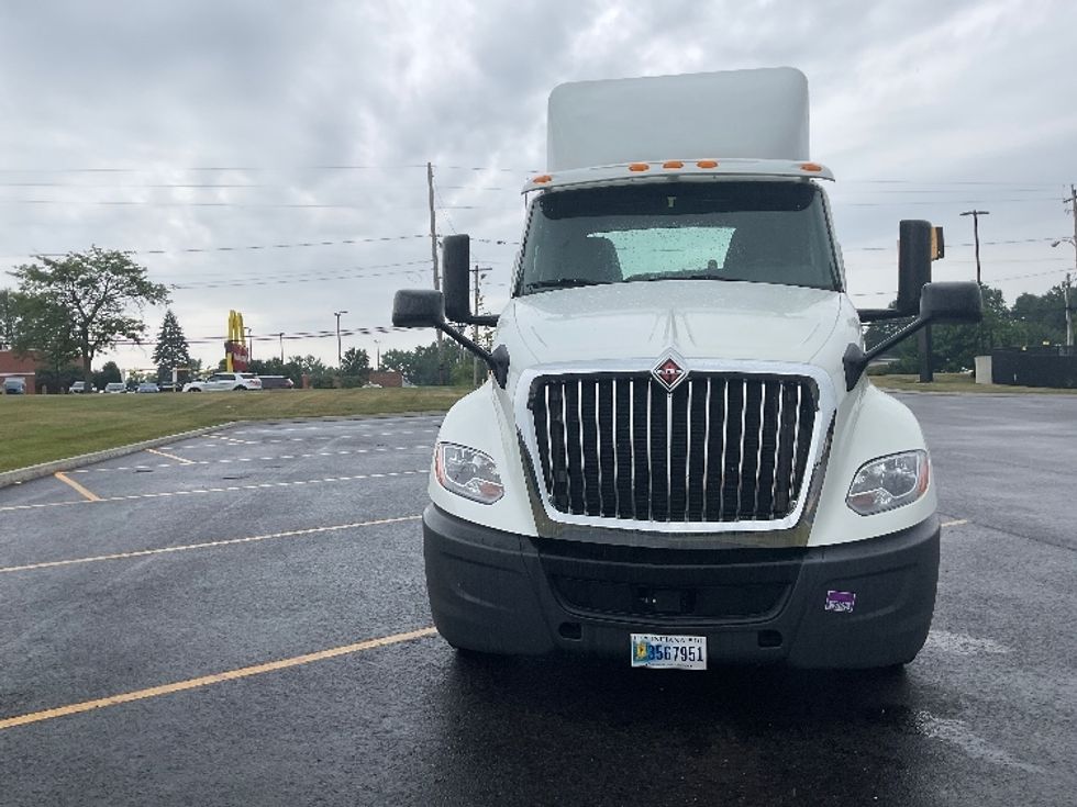 Day Cab Tractor-Heavy Duty Tractors-International-2019-LT625-Akron-OH-477,312\n\t\tmiles-$ 21,750 - Image 2