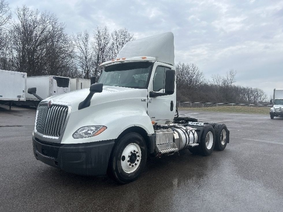 Day Cab Tractor-Heavy Duty Tractors-International-2019-LT625-Akron-OH-477,312\n\t\tmiles-$ 21,750 - Image 3