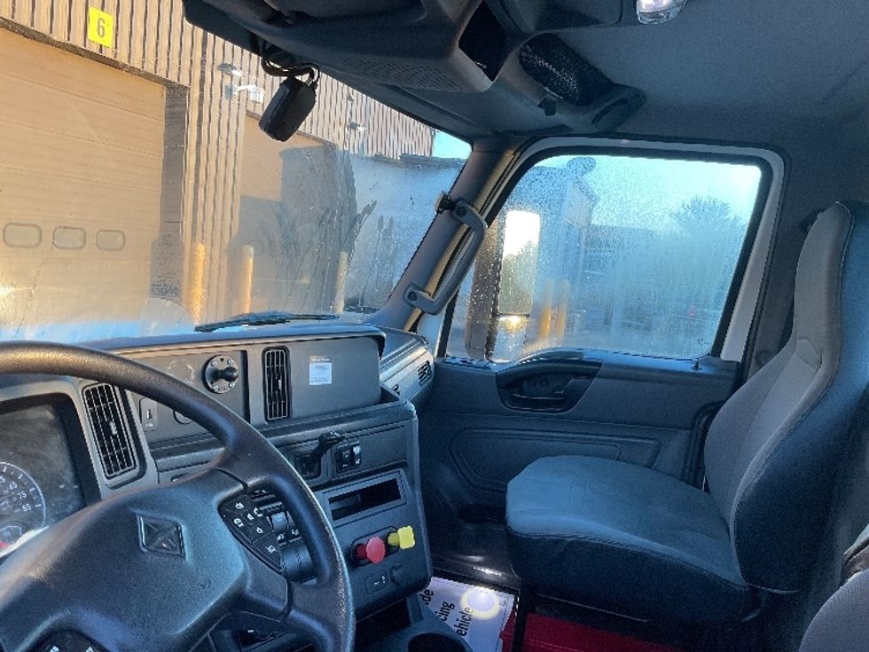 Day Cab Tractor-Heavy Duty Tractors-International-2019-LT625-Akron-OH-548,989\n\t\tmiles-$ 22,250 - Image 10