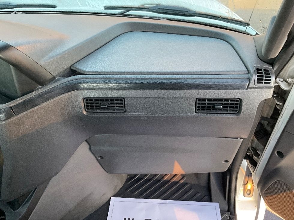 Day Cab Tractor-Heavy Duty Tractors-International-2019-LT625-Akron-OH-548,989\n\t\tmiles-$ 22,250 - Image 13