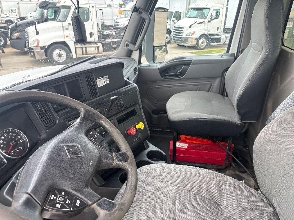 Day Cab Tractor-Heavy Duty Tractors-International-2019-LT625-Arlington-TX-258,966\n\t\tmiles-$ 29,750 - Image 10
