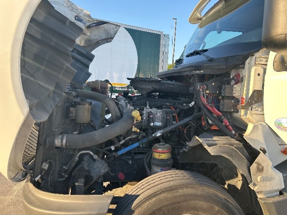 Day Cab Tractor-Heavy Duty Tractors-International-2019-LT625-Arlington-TX-258,966\n\t\tmiles-$ 29,750 - Image 16