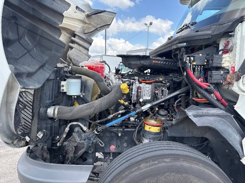Day Cab Tractor-Heavy Duty Tractors-International-2019-LT625-Arlington-TX-281,904\n\t\tmiles-$ 26,750 - Image 16