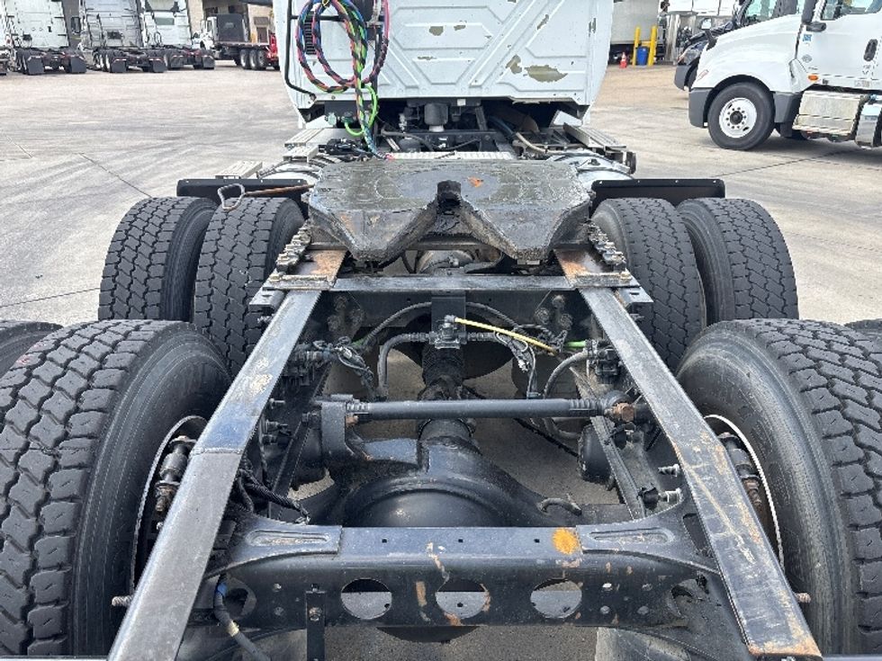 Day Cab Tractor-Heavy Duty Tractors-International-2019-LT625-Arlington-TX-281,904\n\t\tmiles-$ 26,750 - Image 6