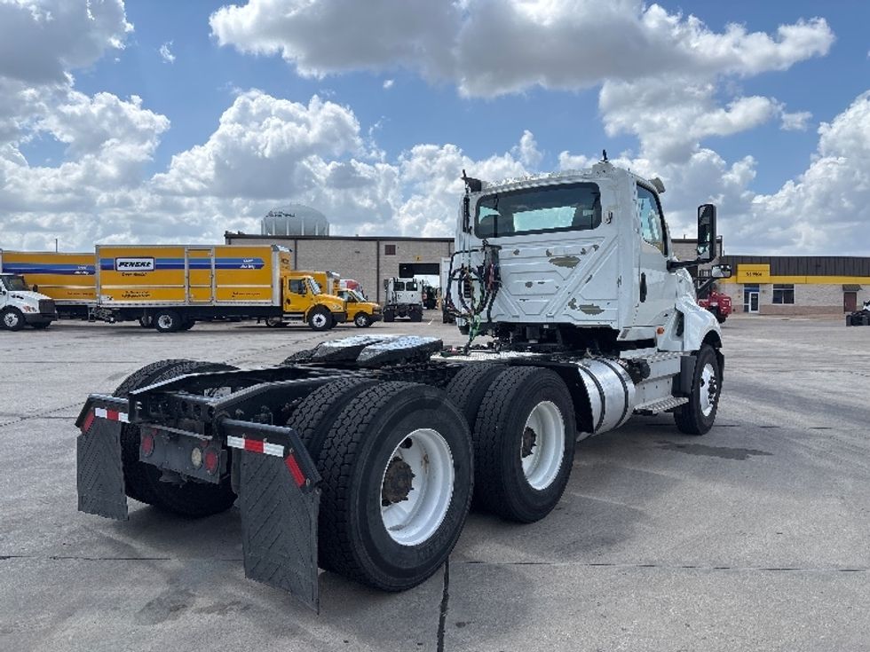 Day Cab Tractor-Heavy Duty Tractors-International-2019-LT625-Arlington-TX-281,904\n\t\tmiles-$ 26,750 - Image 7