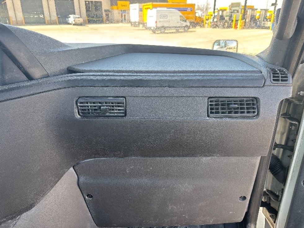 Day Cab Tractor-Heavy Duty Tractors-International-2019-LT625-Arlington-TX-293,639\n\t\tmiles-$ 26,750 - Image 12