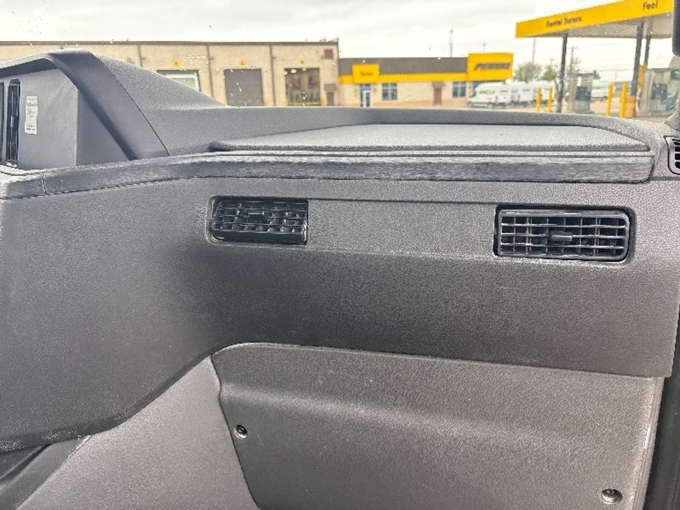 Day Cab Tractor-Heavy Duty Tractors-International-2019-LT625-Arlington-TX-460,911\n\t\tmiles-$ 22,250 - Image 13