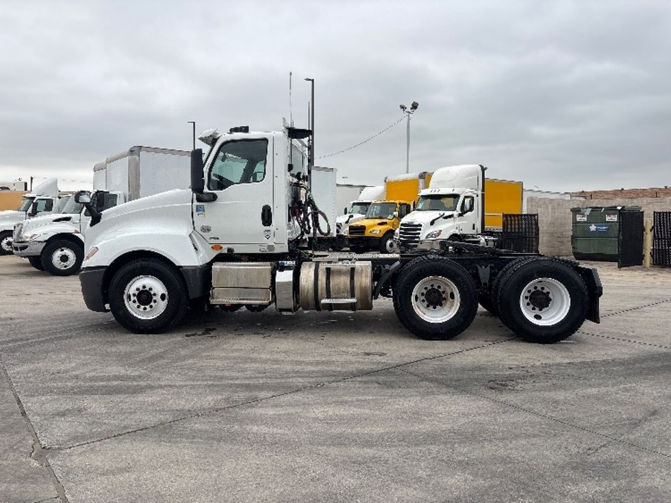 Day Cab Tractor-Heavy Duty Tractors-International-2019-LT625-Arlington-TX-460,911\n\t\tmiles-$ 22,250 - Image 4