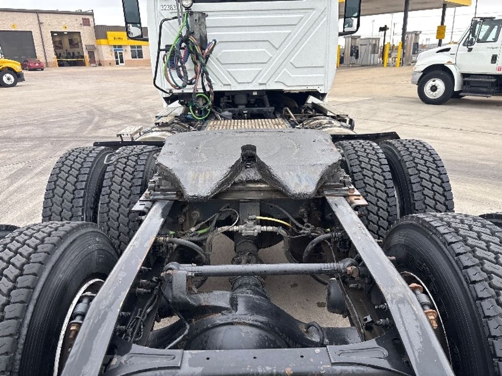 Day Cab Tractor-Heavy Duty Tractors-International-2019-LT625-Arlington-TX-460,911\n\t\tmiles-$ 22,250 - Image 6