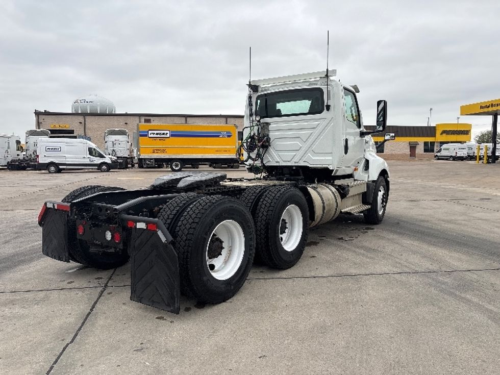 Day Cab Tractor-Heavy Duty Tractors-International-2019-LT625-Arlington-TX-460,911\n\t\tmiles-$ 22,250 - Image 7