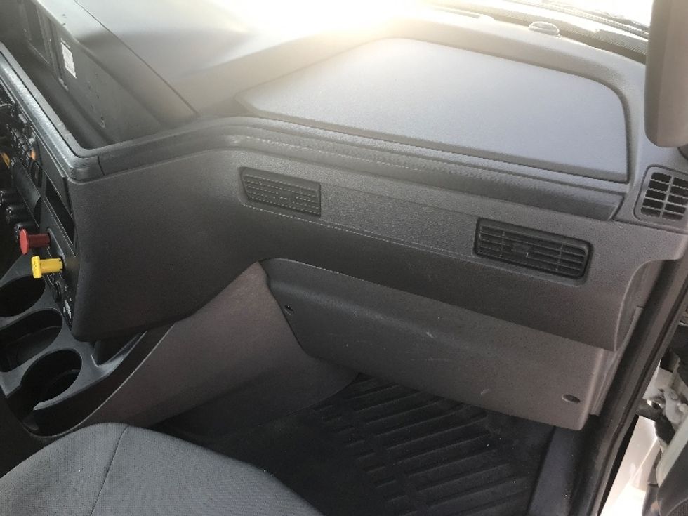 Day Cab Tractor-Heavy Duty Tractors-International-2019-LT625-Ashland-VA-260,157\n\t\tmiles-$ 31,250 - Image 13