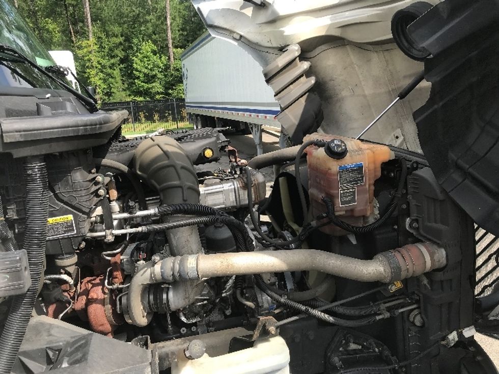 Day Cab Tractor-Heavy Duty Tractors-International-2019-LT625-Ashland-VA-310,578\n\t\tmiles-$ 31,000 - Image 14