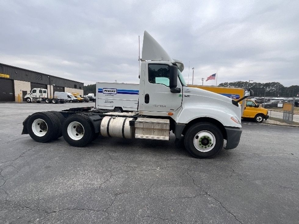 Day Cab Tractor-Heavy Duty Tractors-International-2019-LT625-Atlanta (Forest Park)-GA-309,932\n\t\tmiles-$ 25,750 - Image 7