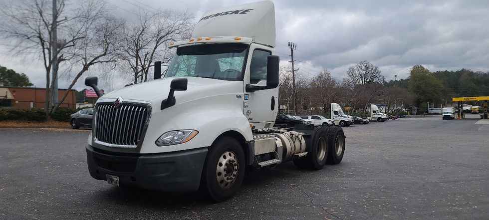Day Cab Tractor-Heavy Duty Tractors-International-2019-LT625-Atlanta-GA-359,655\n\t\tmiles-$ 29,000 - Image 3