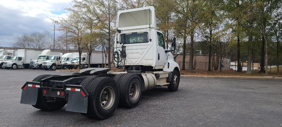 Day Cab Tractor-Heavy Duty Tractors-International-2019-LT625-Atlanta-GA-359,655\n\t\tmiles-$ 29,000 - Image 7