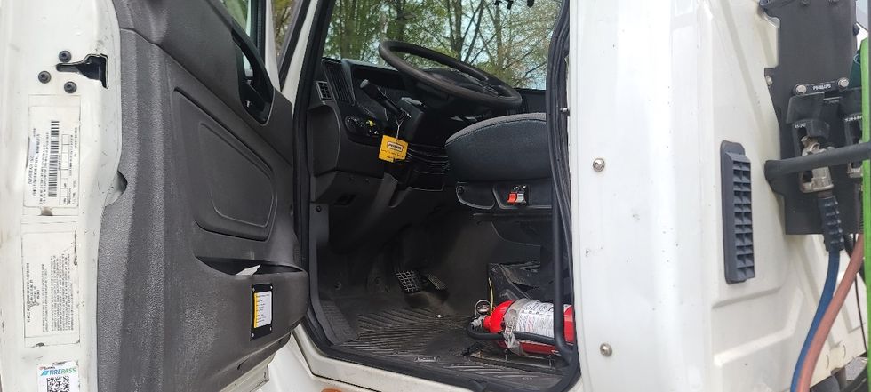 Day Cab Tractor-Heavy Duty Tractors-International-2019-LT625-Atlanta-GA-359,655\n\t\tmiles-$ 29,000 - Image 9