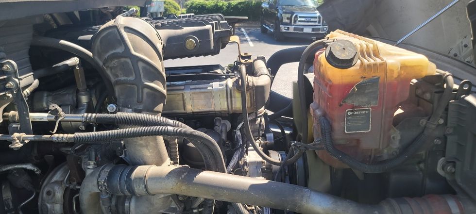 Day Cab Tractor-Heavy Duty Tractors-International-2019-LT625-Atlanta-GA-398,194\n\t\tmiles-$ 26,750 - Image 15