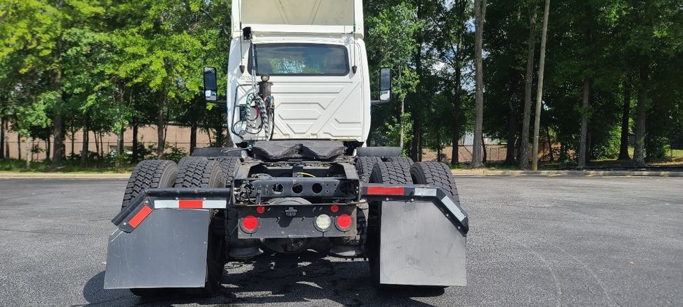 Day Cab Tractor-Heavy Duty Tractors-International-2019-LT625-Atlanta-GA-407,561\n\t\tmiles-$ 26,250 - Image 19