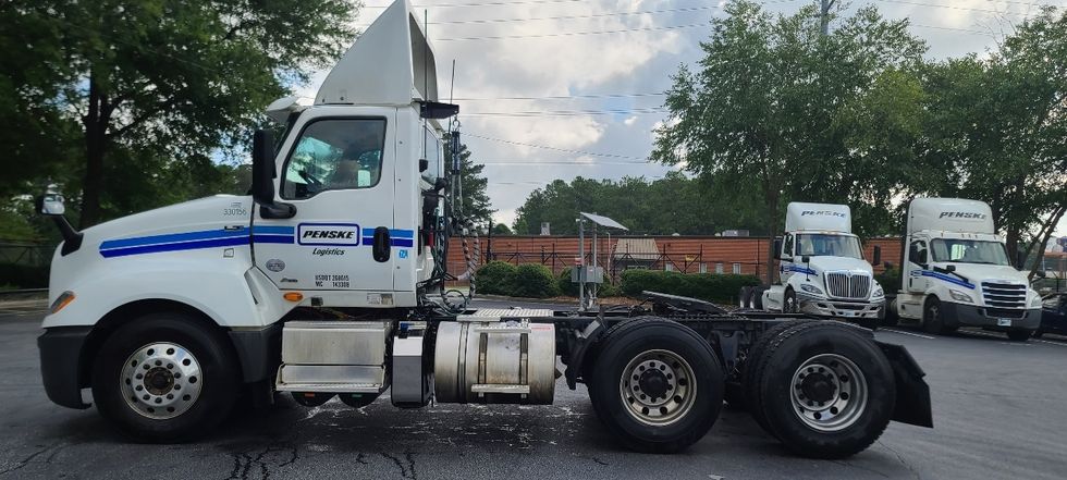 Day Cab Tractor-Heavy Duty Tractors-International-2019-LT625-Atlanta-GA-407,561\n\t\tmiles-$ 26,250 - Image 4