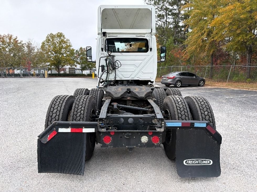 Day Cab Tractor-Heavy Duty Tractors-International-2019-LT625-Atlanta-GA-439,205\n\t\tmiles-$ 22,250 - Image 6