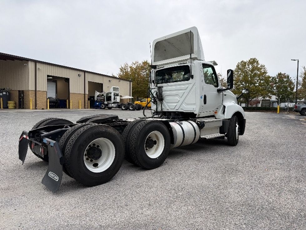 Day Cab Tractor-Heavy Duty Tractors-International-2019-LT625-Atlanta-GA-439,205\n\t\tmiles-$ 22,250 - Image 7