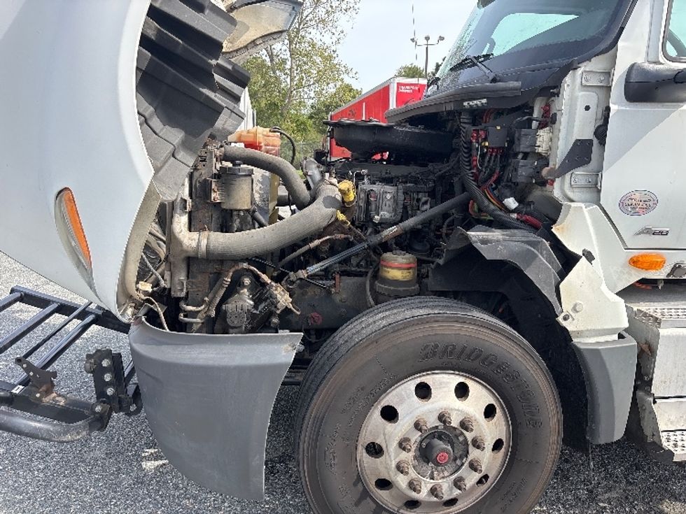 Day Cab Tractor-Heavy Duty Tractors-International-2019-LT625-Auburn-MA-476,192\n\t\tmiles-$ 22,250 - Image 15