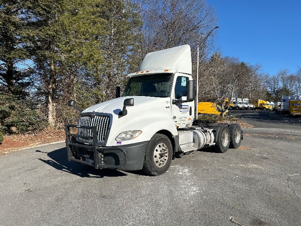 Day Cab Tractor-Heavy Duty Tractors-International-2019-LT625-Auburn-MA-476,192\n\t\tmiles-$ 22,250 - Image 3