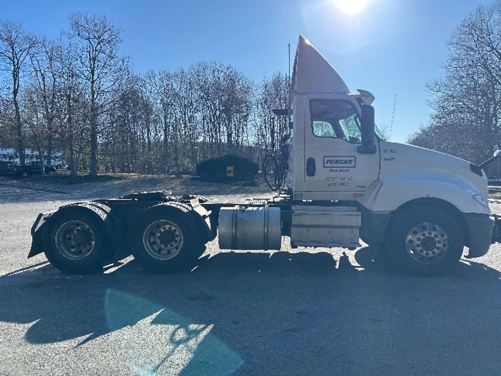 Day Cab Tractor-Heavy Duty Tractors-International-2019-LT625-Auburn-MA-476,192\n\t\tmiles-$ 22,250 - Image 8