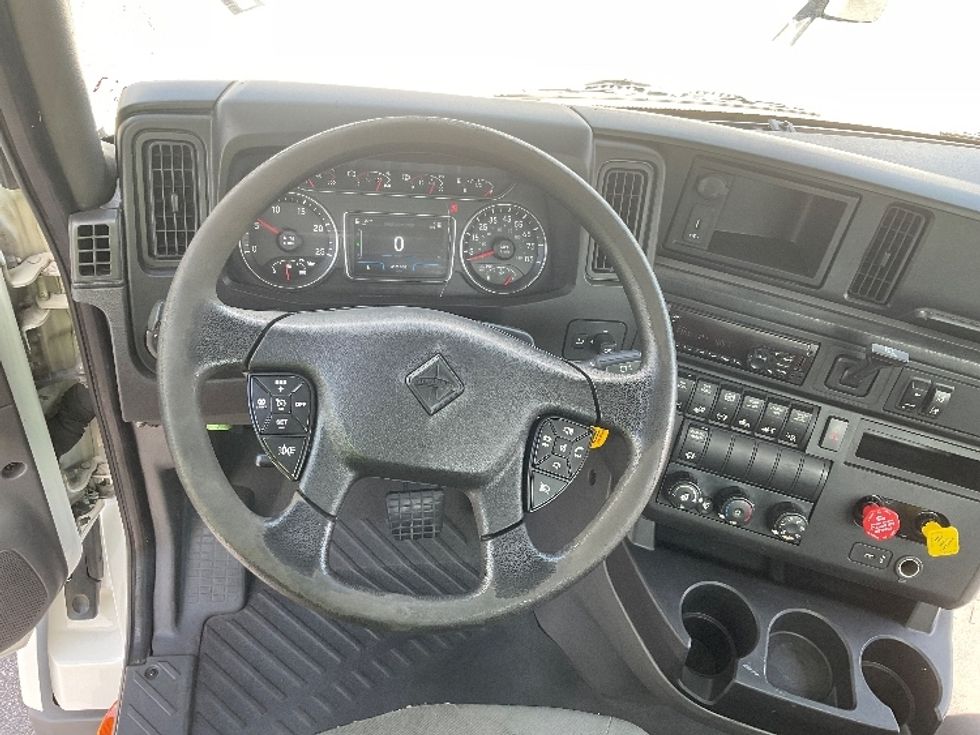 Day Cab Tractor-Heavy Duty Tractors-International-2019-LT625-Augusta-GA-320,931\n\t\tmiles-$ 30,500 - Image 11