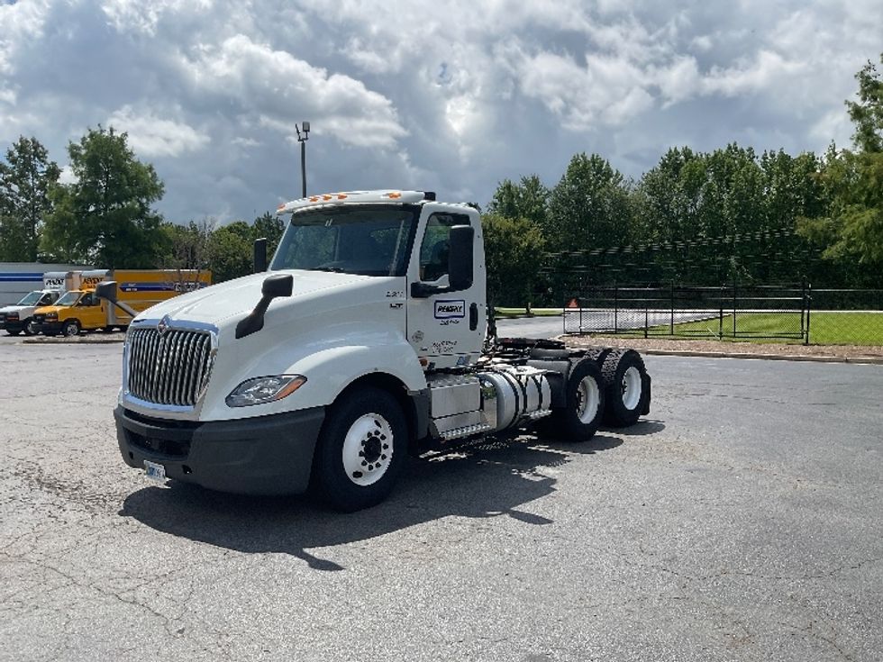 Day Cab Tractor-Heavy Duty Tractors-International-2019-LT625-Augusta-GA-320,931\n\t\tmiles-$ 30,500 - Image 3