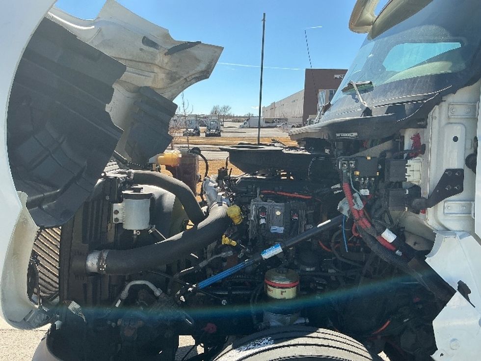 Day Cab Tractor-Heavy Duty Tractors-International-2019-LT625-Aurora-CO-258,091\n\t\tmiles-$ 34,500 - Image 16