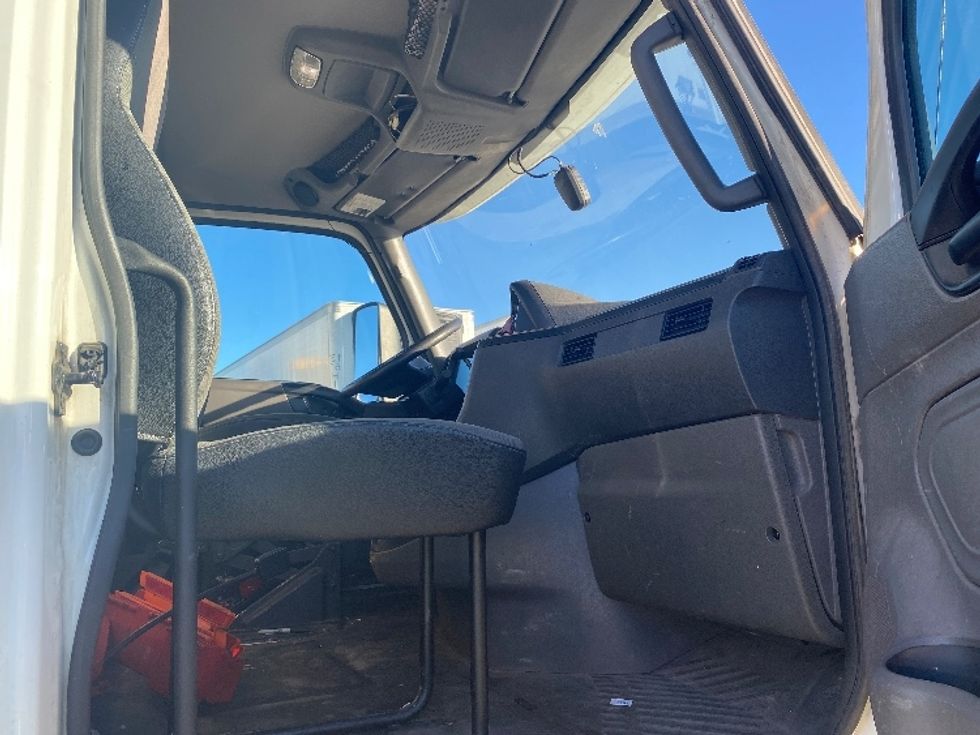 Day Cab Tractor-Heavy Duty Tractors-International-2019-LT625-Aurora-CO-303,166\n\t\tmiles-$ 37,000 - Image 12