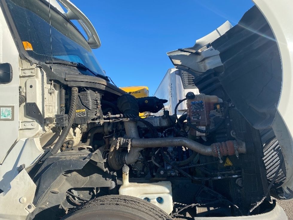 Day Cab Tractor-Heavy Duty Tractors-International-2019-LT625-Aurora-CO-303,166\n\t\tmiles-$ 37,000 - Image 15