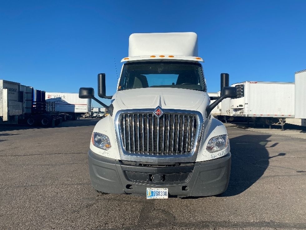 Day Cab Tractor-Heavy Duty Tractors-International-2019-LT625-Aurora-CO-303,166\n\t\tmiles-$ 37,000 - Image 2