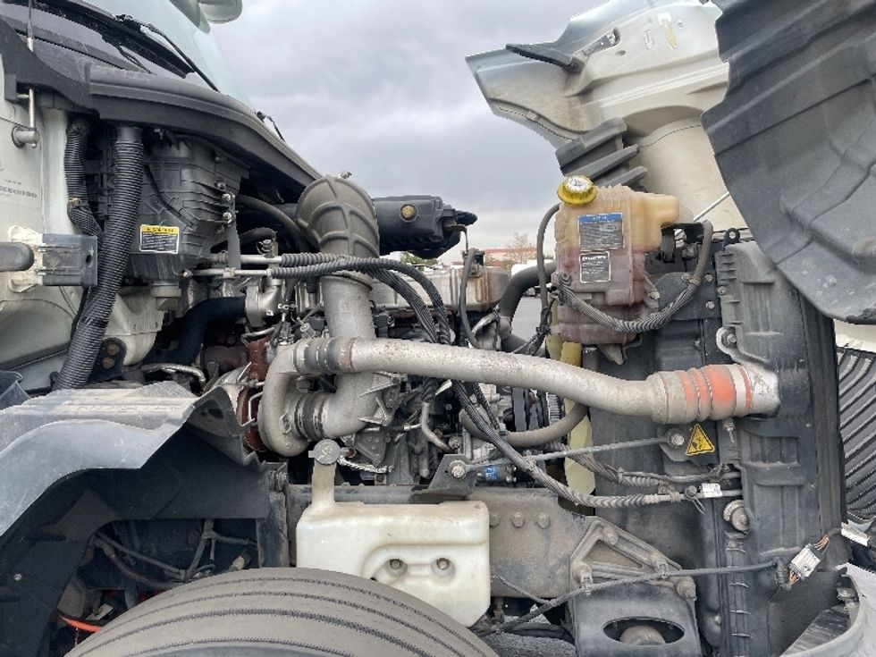 Day Cab Tractor-Heavy Duty Tractors-International-2019-LT625-Aurora-CO-94,473\n\t\tmiles-$ 33,000 - Image 15