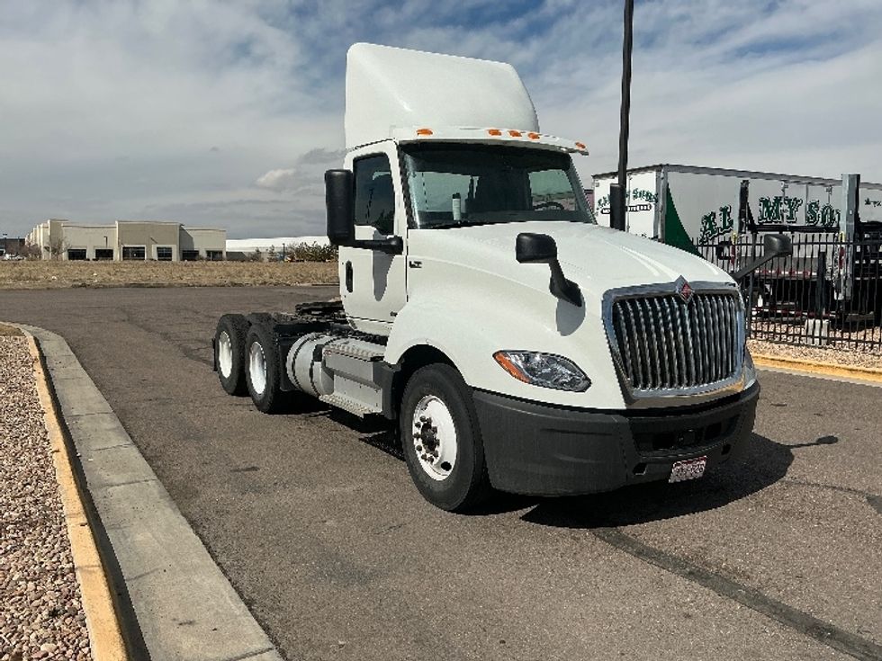 Day Cab Tractor-Heavy Duty Tractors-International-2019-LT625-Aurora-CO-96,739\n\t\tmiles-$ 36,250 - Image 1
