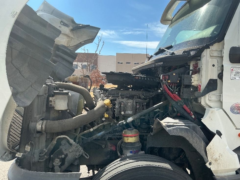 Day Cab Tractor-Heavy Duty Tractors-International-2019-LT625-Aurora-CO-96,739\n\t\tmiles-$ 36,250 - Image 16