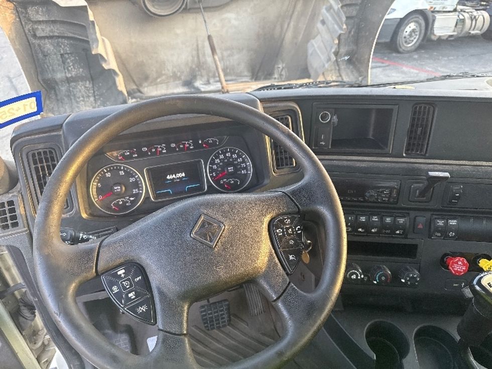 Day Cab Tractor-Heavy Duty Tractors-International-2019-LT625-Austin-TX-464,005\n\t\tmiles-$ 15,000 - Image 11