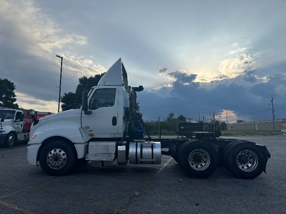 Day Cab Tractor-Heavy Duty Tractors-International-2019-LT625-Austin-TX-464,005\n\t\tmiles-$ 15,000 - Image 4