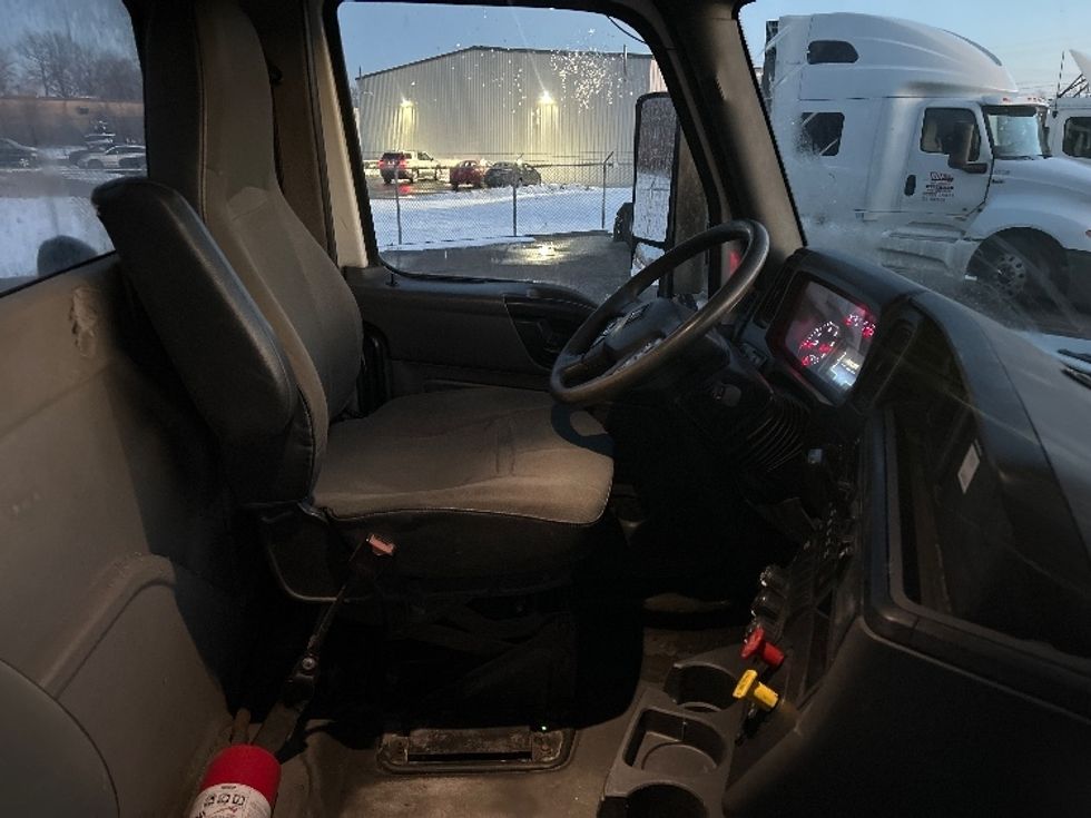 Day Cab Tractor-Heavy Duty Tractors-International-2019-LT625-Avon Lake-OH-465,000\n\t\tmiles-$ 23,250 - Image 14