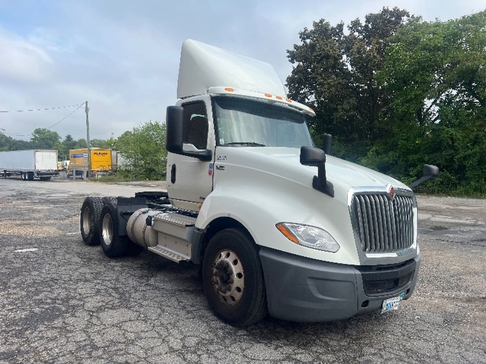 Day Cab Tractor-Heavy Duty Tractors-International-2019-LT625-Baltimore-MD-279,944\n\t\tmiles-$ 31,750 - Image 1
