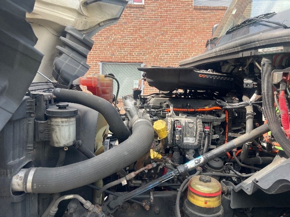 Day Cab Tractor-Heavy Duty Tractors-International-2019-LT625-Baltimore-MD-279,944\n\t\tmiles-$ 31,750 - Image 16