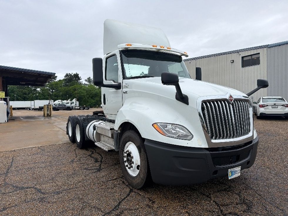 Day Cab Tractor-Heavy Duty Tractors-International-2019-LT625-Belden-MS-316,758\n\t\tmiles-$ 29,750 - Image 1