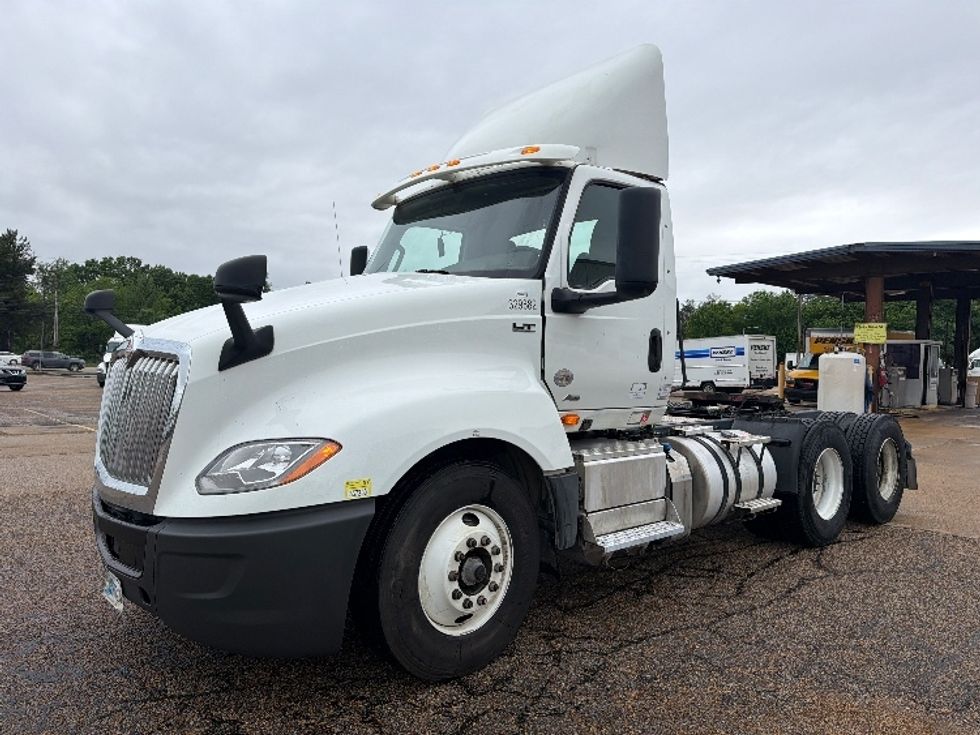Day Cab Tractor-Heavy Duty Tractors-International-2019-LT625-Belden-MS-316,758\n\t\tmiles-$ 29,750 - Image 3