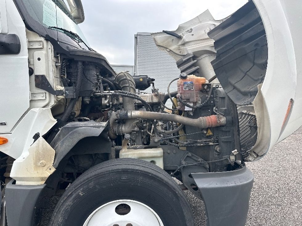 Day Cab Tractor-Heavy Duty Tractors-International-2019-LT625-Birmingham-AL-333,829\n\t\tmiles-$ 28,000 - Image 15
