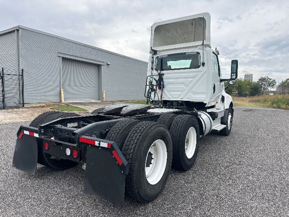 Day Cab Tractor-Heavy Duty Tractors-International-2019-LT625-Birmingham-AL-333,829\n\t\tmiles-$ 28,000 - Image 7