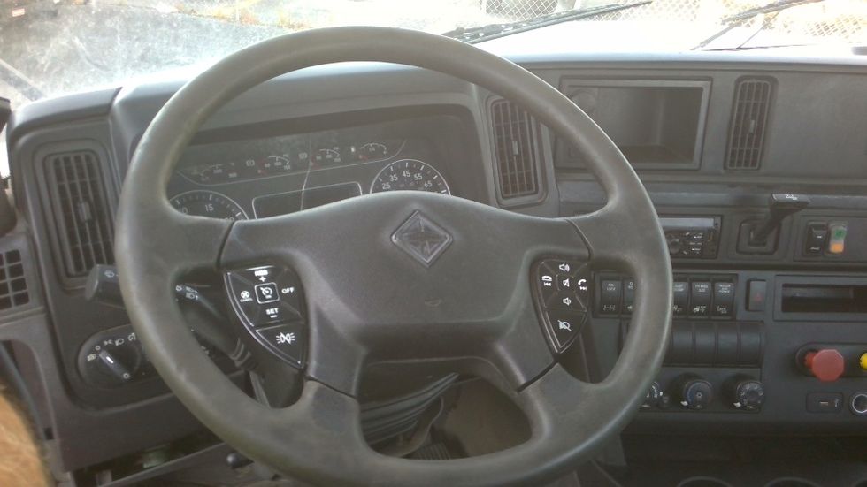 Day Cab Tractor-Heavy Duty Tractors-International-2019-LT625-Boaz-AL-374,945\n\t\tmiles-$ 27,500 - Image 11