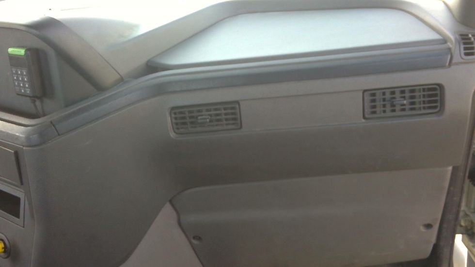 Day Cab Tractor-Heavy Duty Tractors-International-2019-LT625-Boaz-AL-374,945\n\t\tmiles-$ 27,500 - Image 13